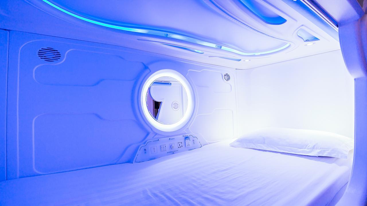 Spacepod@Com Singapore Buitenkant foto