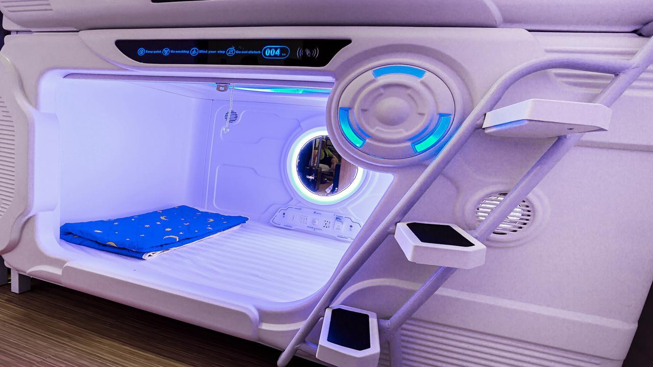 Spacepod@Com Singapore Buitenkant foto
